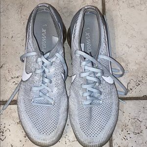 Men Nike Vapormax size 9.5